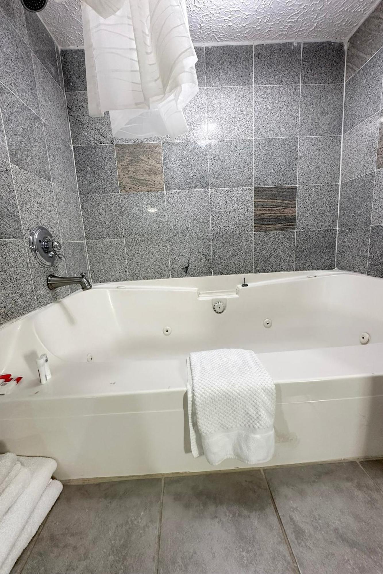Regal Inn Guntersville By Oyo Hwy 431 Extérieur photo